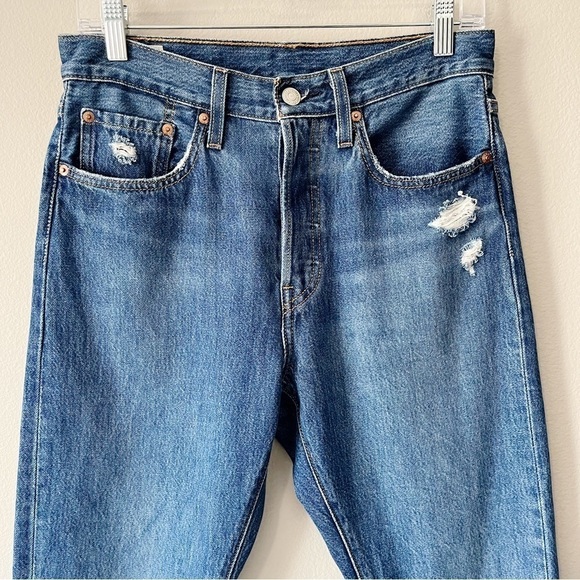 Levi’s Women’s 501 Skinny Sansome Winter Dark Wash Destruct Jeans Size 27 - Picture 6 of 16